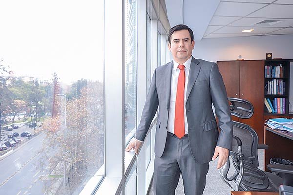 Superintendencia prepara drástica reducción de planes de salud de las isapres y trámite 100% digital de sus contratos