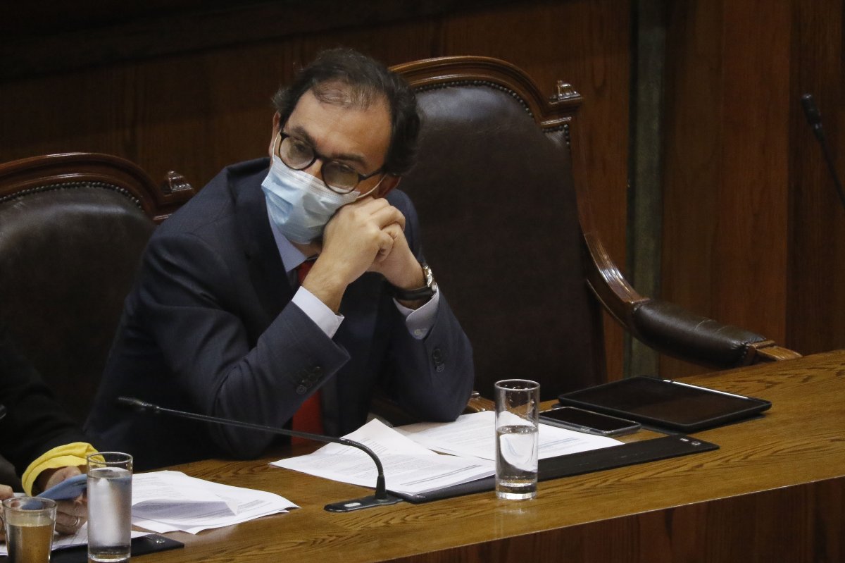 <p>Ministro Figueroa ante petición de abrir colegios: “La autoridad sanitaria decidirá"</p>