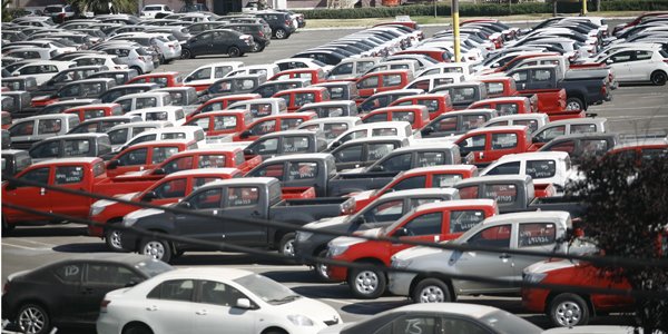<p>Sernac abre fiscalización a automotoras por ventas atadas, limitar medios de pagos y retrasos de entregas</p>