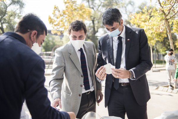 Emprendedores de “Retos de Innovación Covid-19” han entregado 172 mil mascarillas y escudos faciales a hospitales