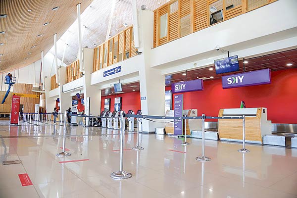 Aeropuerto de Puerto Montt: Panel recomienda al MOP extender su contrato