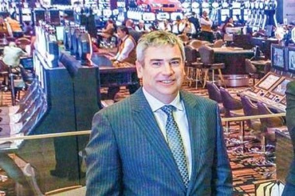 Javier Martínez anuncia su alejamiento de Enjoy, tras 40 años en primera línea