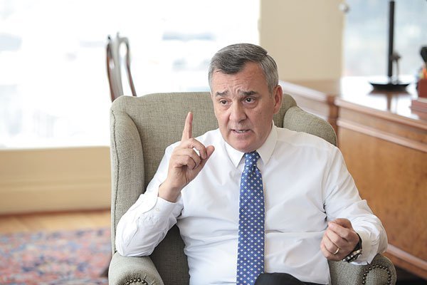 <p>El presidente de Banco Santander Chile, Claudio Melandri. </p>