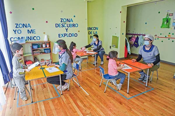 Cuarentenas: jardines infantiles intentan revertir prohibición de funcionamiento