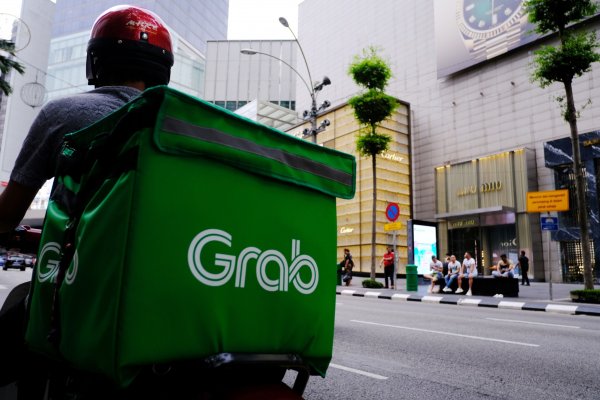 <p>Grab se abrirá a bolsa mediante la mayor fusión registrada con una SPAC en un acuerdo por US$ 40 mil millones</p>