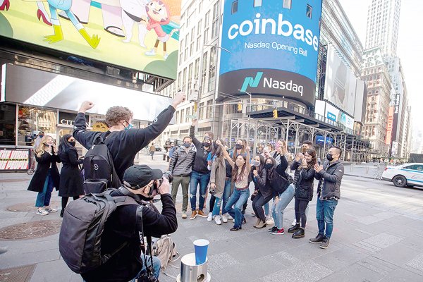 Coinbase tiene un debut soñado en el Nasdaq que da cuenta de la irrupción de las criptomonedas en el mercado