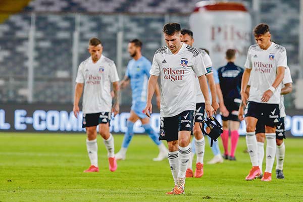Colo-Colo: Tras dos fallidos remates de acciones se elegirá a nuevo presidente