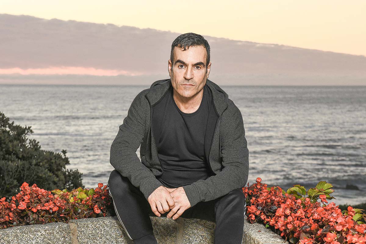 <p>Cómo Jorge Yarur armó sus colecciones pandémicas</p>