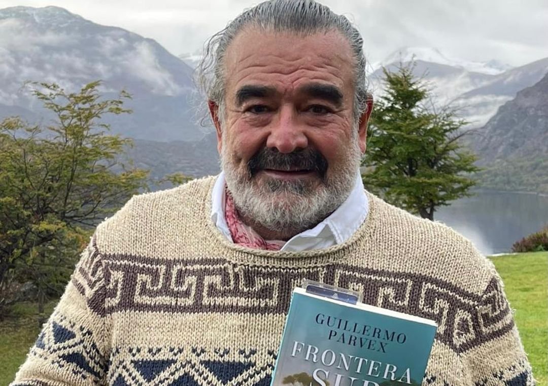 <p>¿De qué se trata el libro que recomendó Luksic?</p>