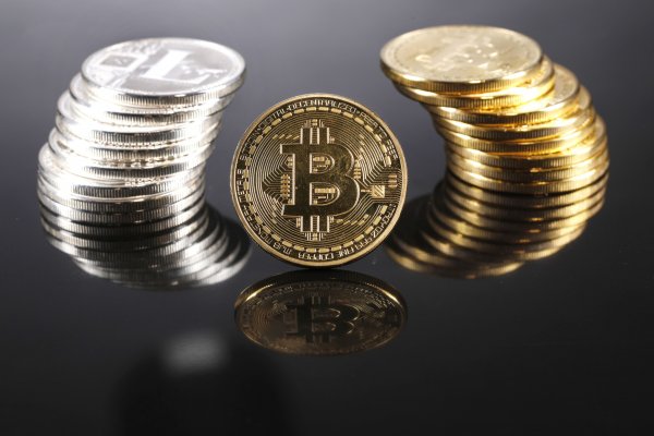 Mastercard y operador de moneda digital lanzarán tarjeta de crédito con recompensa en criptomonedas