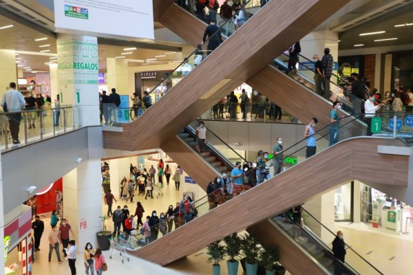 Reapertura del comercio en comunas que entraron a Fase 2.