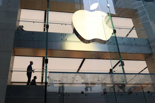 UE da espaldarazo a Spotify y acusa a Apple de distorsionar el mercado de la transmisión de música
