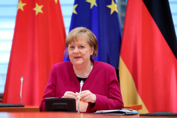 Angela Merkel buscará cambiar la ley climática tras el fallo adverso del Tribunal Constitucional