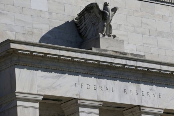 <p>Fed ve peligro de derrumbe en los mercados ante apetito por riesgo de inversionistas hambrientos de rendimiento</p>