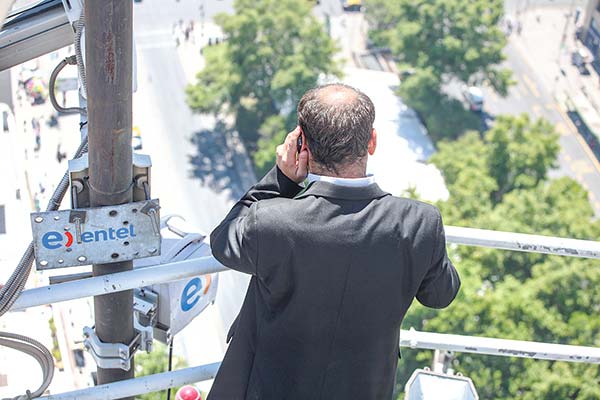 Entel denuncia inédita estafa: acusa acceso fraudulento a su sistema de llamadas por internet
