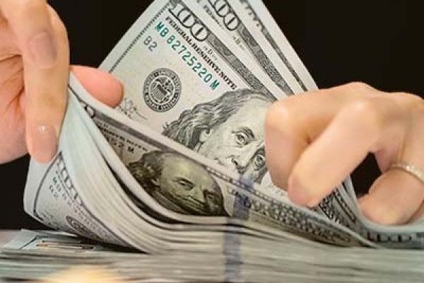 Dólar podría caer a $ 680 por alza del metal rojo
