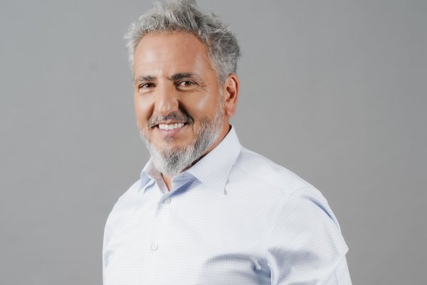AZ reordena estructura y define tres pilares de crecimiento para garantizar sostenibilidad de la firma