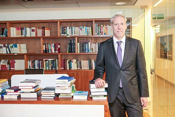 Presidente del TDLC: "Los temas de competencia y las plataformas digitales han llegado para quedarse"