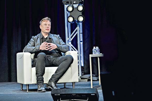 Bitcoin cae más de 9% luego que Elon Musk dejara de aceptarla como medio de pago en Tesla