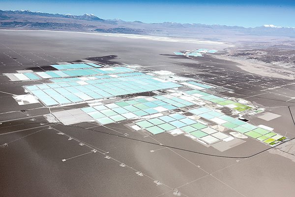 SQM reporta un fuerte salto de ingresos y ganancias ante un boom del litio, por lo que acelerarán producción
