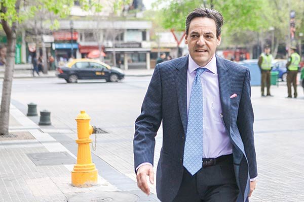 Nicolás Ibáñez dice que la elección fue “una bendición” y que se debe "abrir las puertas a una nueva generación descontaminada"