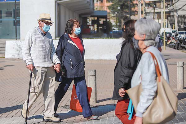 FMI le pone número a caída de las pensiones tras retiros de fondos y propone opciones de reforma