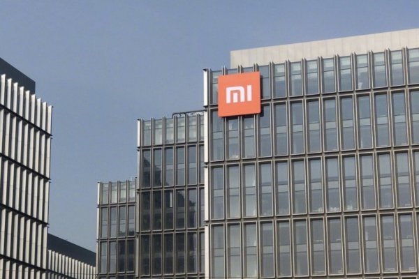 EEUU retira de una "lista negra" comercial a la tecnológica china Xiaomi