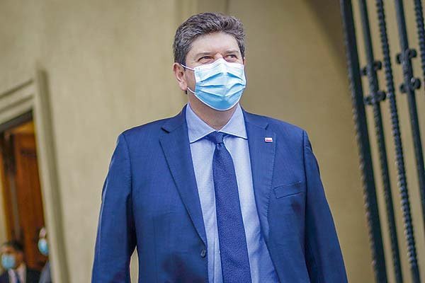 Cerda reconoce que el déficit fiscal podría continuar aumentando a medida que se requieran nuevas ayudas para enfrentar la pandemia