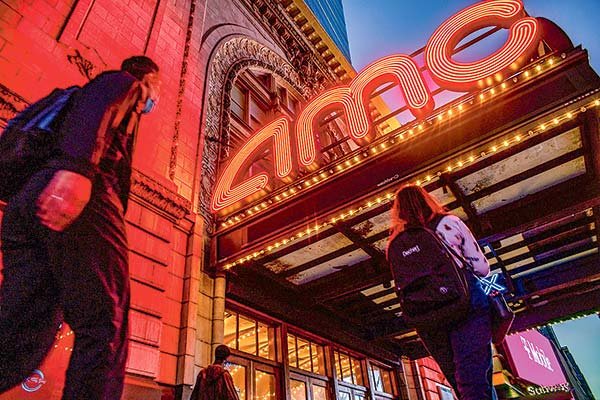 WallStreetBets lo hizo de nuevo: AMC se dispara hasta un 90% tras nuevos anuncios de la compañía