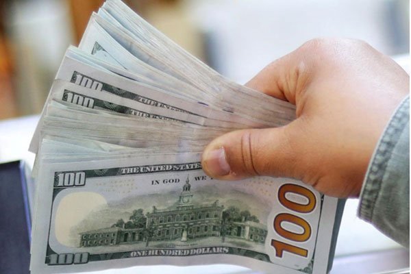 Dólar en Chile salta casi $ 10 tras las dura caída del cobre