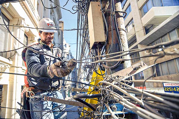 Subtel oficia a VTR por falla en suministro a 20 mil clientes de Santiago Centro y Providencia