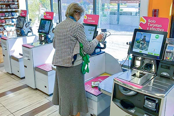 <p>Spid 35 de Jumbo pasa a tiendas físicas, con diez ya operando en Chile y Colombia</p>