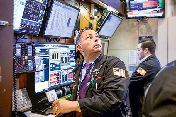Bolsas mundiales reaccionan a la baja tras mayor expectativa de inflación en EEUU por parte de la Fed