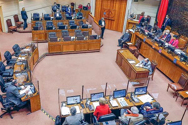 Congreso despacha a ley feriado de este 21 de junio