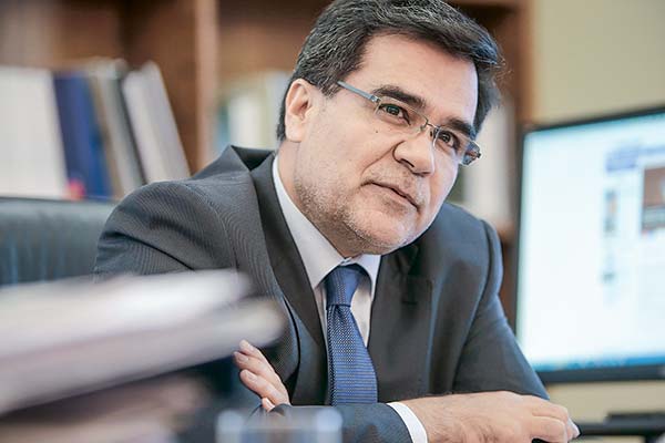 SII: Rebaja de 50% del impuesto a los combustibles le costaría más de US$ 1.200 millones en ingresos al Fisco