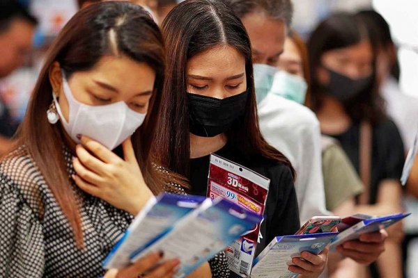Las mujeres chinas son obligadas a jubilarse a pesar de que quieren seguir trabajando