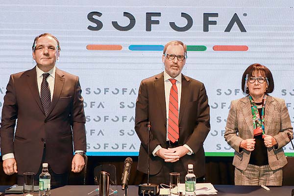 <p>El primer consejo general lideró ayer Richard Von Appen, quien será secundado por Rodolfo Véliz y Victoria Vásquez. Foto: Julio Castro</p>