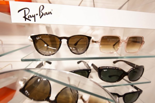 El propietario de Ray-Ban hace las paces con GrandVision después de una larga discusión