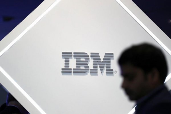 El presidente de IBM deja el cargo tras una reforma de la cúpula directiva