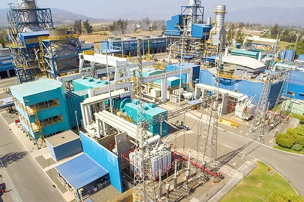 Estudio advierte que cambio de norma de GNL retrasaría inversiones en proyectos renovables y presionaría al alza costos de operación
