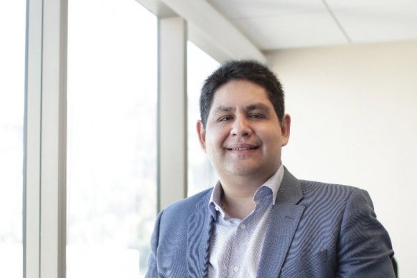 Startup chilena que actualiza en tiempo real normativas ambientales inicia expansión regional