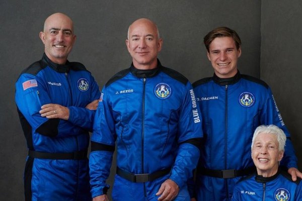 🚀 Mira aquí la transmisión en vivo del viaje al espacio de Jeff Bezos en la nave Blue Shepard
