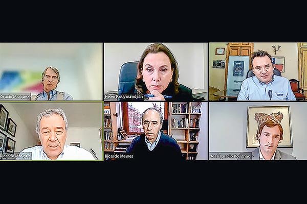 <p>Distintos actores de la industria, representantes gremiales y autoridades locales participaron ayer del webinar “Las claves para la reactivación del Turismo en Chile”.</p>