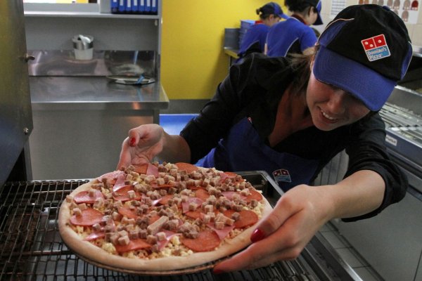 Burger King destrona a McDonald's en Brasil tras la compra de operación local de Domino's Pizza
