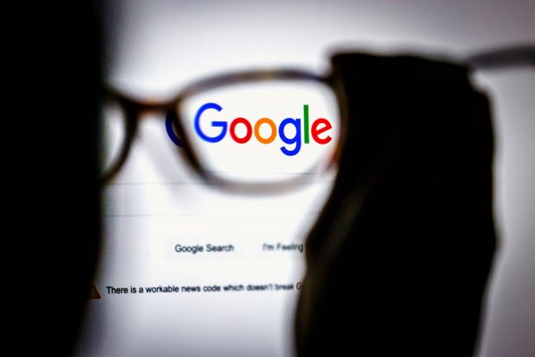 Biden nombra a Jonathan Kanter, un "duro enemigo de Google", como jefe antimonopolio del Departamento de Justicia