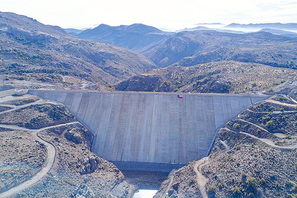 Profundización de la sequía lleva a distintas industrias a subir alertas y reforzar planes de acción