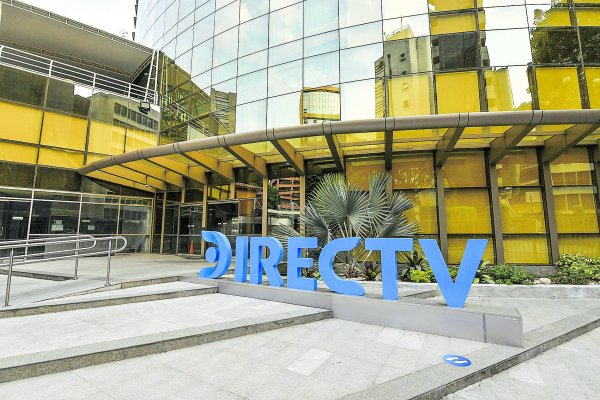 Grupo empresarial argentino acuerda con AT&T la compra de DirecTV Latinoamérica y Sky Brasil