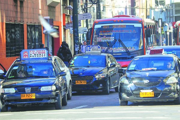 Gobierno busca incorporar mayor tecnología al sistema de transporte nacional con cambios a reglamento