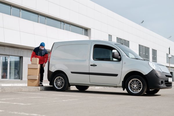La startup de última milla SimpliRoute lanza ADA, copiloto virtual con Inteligencia Artificial