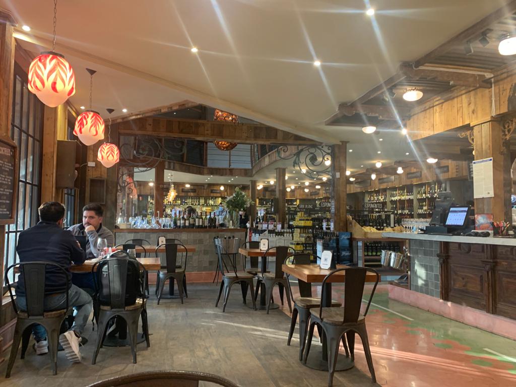 <p>Las nuevas cepas de La Vinoteca: Familia Awad Manzano entra a la propiedad tras comprar participación a histórico socio</p>